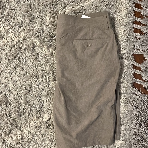 Threadgrit shorts - Picture 2 of 3